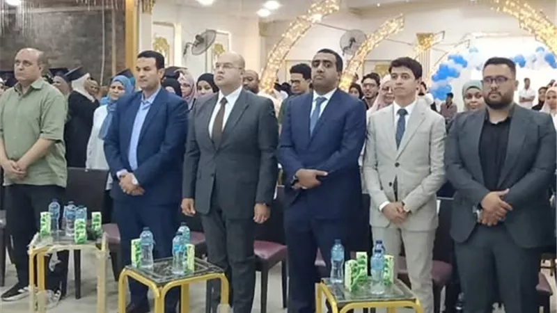 نائب محافظ الجيزة يشهد حفل تخريج ٨٠ متحررًا من الأمية بالبدرشين