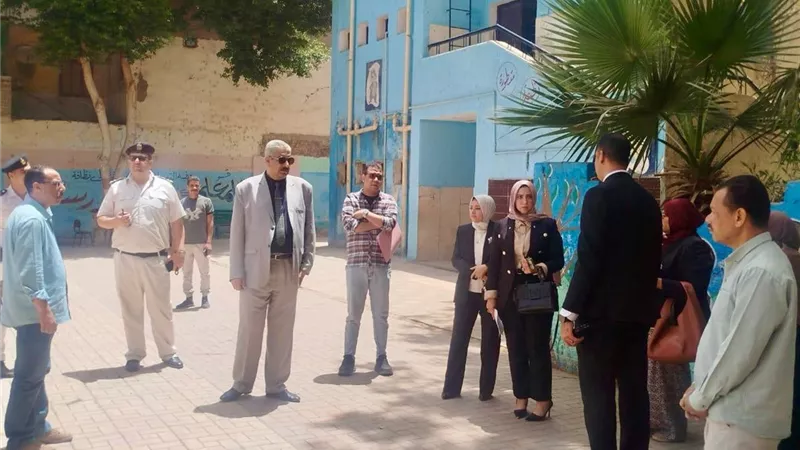 النيابة الإدارية تحقق في واقعة هتك عرض تلميذة داخل مدرسة بسوهاج