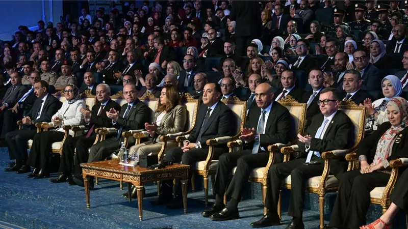 رئيس الوزراء يشهد إطلاق مبادرة المليون رخصة دولية ومرصد سوق العمل الدولي