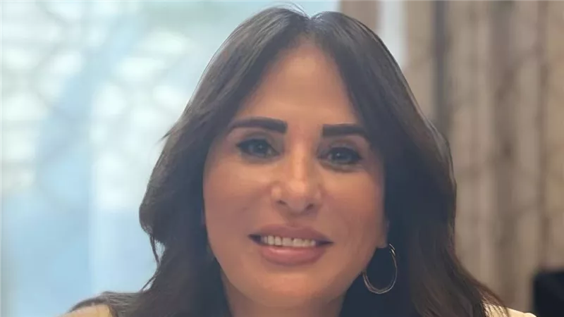وزيرة الإسكان تصدر 9 قرارات لإزالة تعديات بالعبور والساحل الشمالي