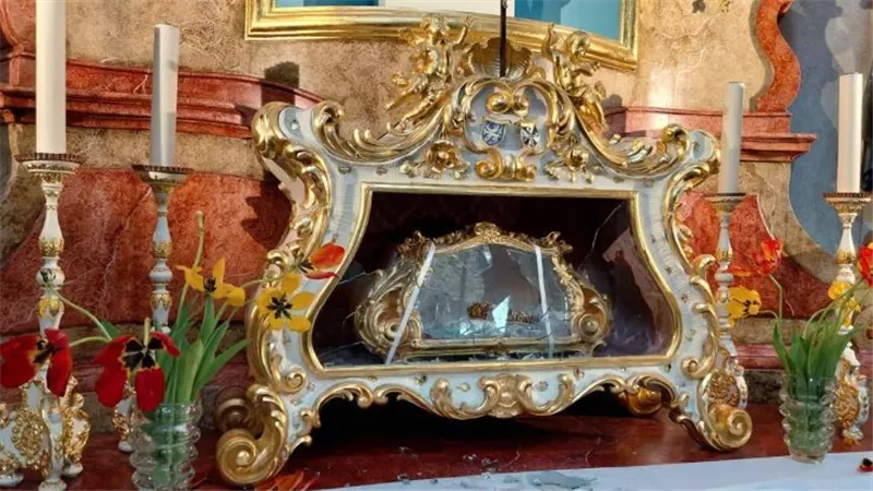 سرقة صادمة في التشيك.. اختفاء جمجمة قديسة عمرها 800 عام