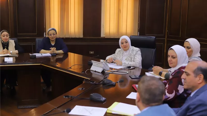 نائب محافظ الإسكندرية تتابع تنفيذ مبادرة “أنا متعلم مدى الحياة”