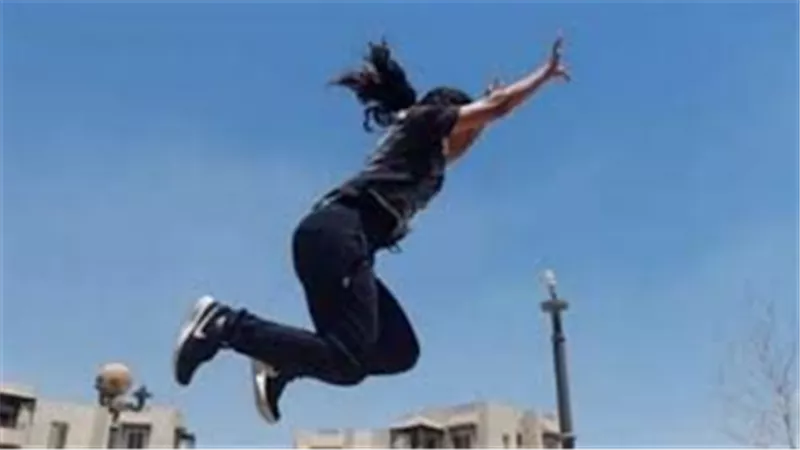 هربا من ضرب زوجها.. التحقيق في مصرع سيدة ألقت بنفسها من الطابق الرابع بأوسيم