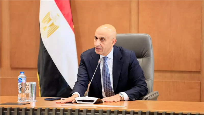 عبداللطيف: تحويل المدارس الرسمية للغات يابانية بسبب قلة الكثافة ببعض المناطق