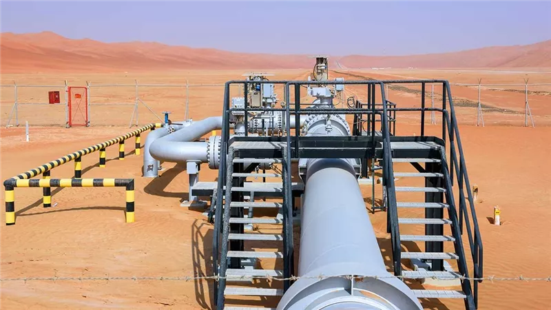الإمارات تعزز صادرات النفط خارج هرمز عبر خط أنابيب جديد لـ