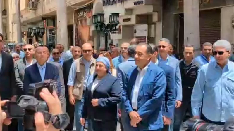 رئيس الوزراء يبدأ جولة تفقدية لأعمال التطوير بعدد من المناطق بالقاهرة