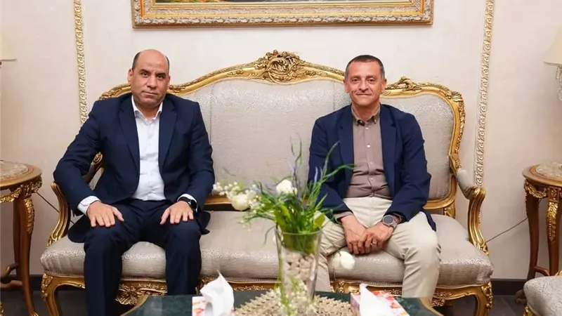 تشمل أسوان والأقصر وقنا.. وزير العمل يبدأ جولة بالصعيد             