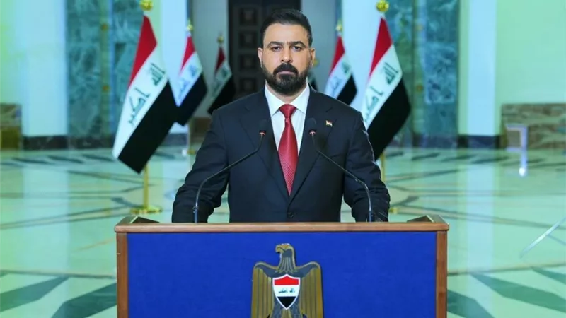 رئيس الوزراء العراقي يعلن برنامج حكومته: إصلاح اقتصادي شامل ومكافحة الفساد