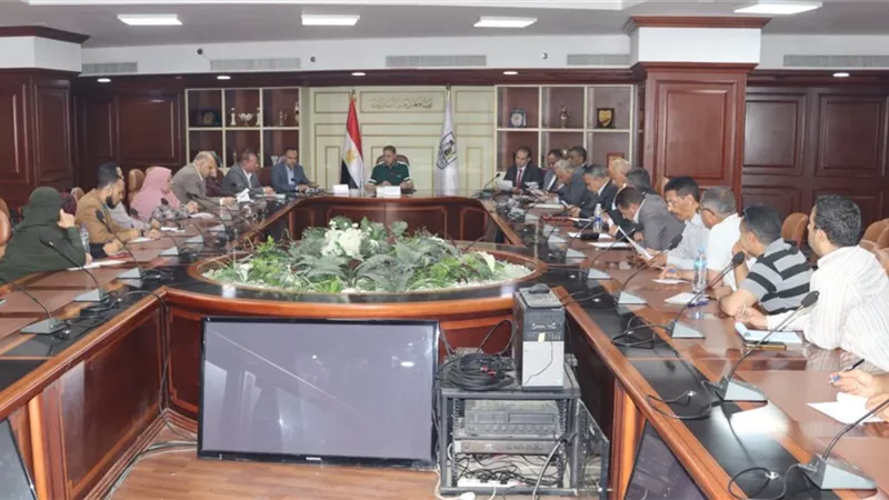 حصر المُنشآت والكيانات غير المرخصة بمحافظة بنى سويف 