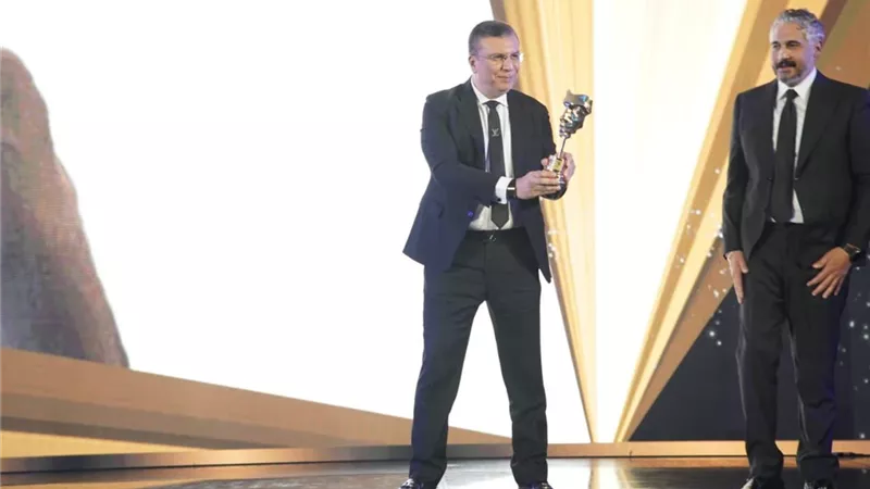مليار و نصف مليون مشاهدة .. عمرو الليثى يحصد لقب أفضل إعلامي في العالم العربي