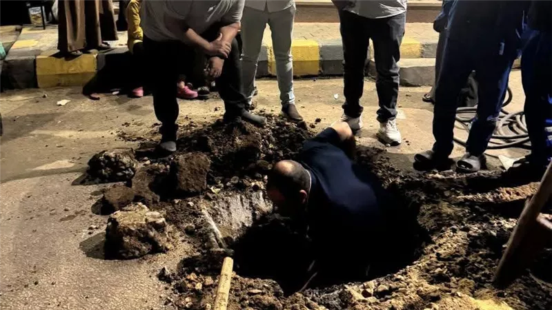 هبوط أرضي أمام مسجد سيدي شبل بالمنوفية وتدخل عاجل من الأجهزة التنفيذية