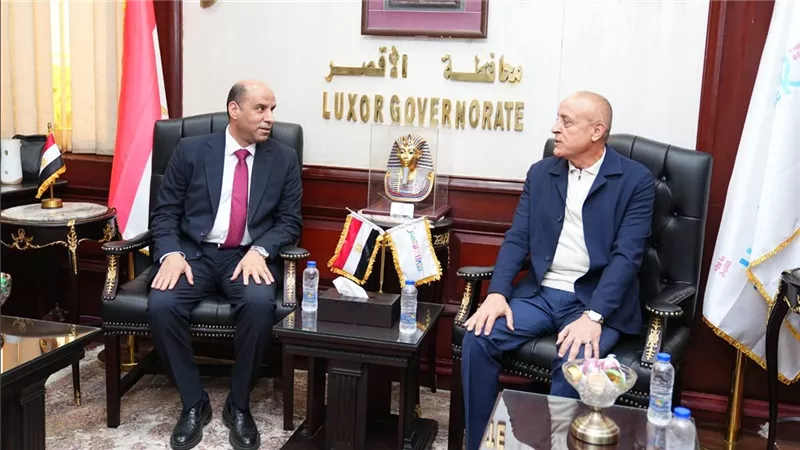 وزير العمل ومحافظ الأقصر يبحثان تعزيز التعاون في التدريب والتشغيل