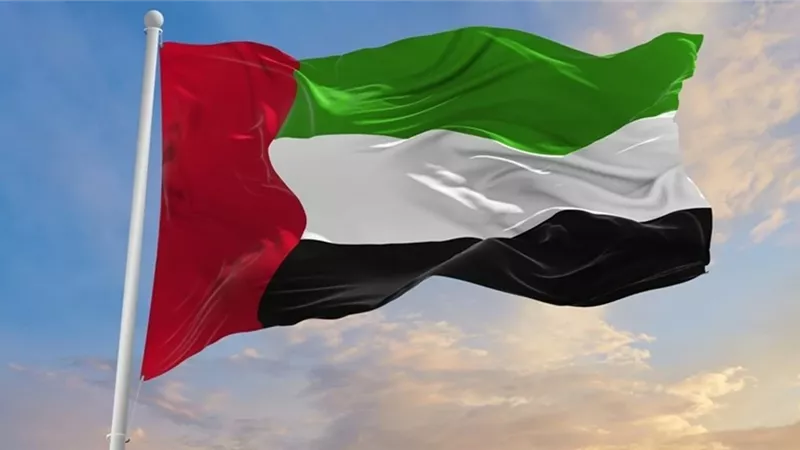 الإمارات تدعو السكان إلى الاحتماء في ظل تهديد صاروخي محتمل 