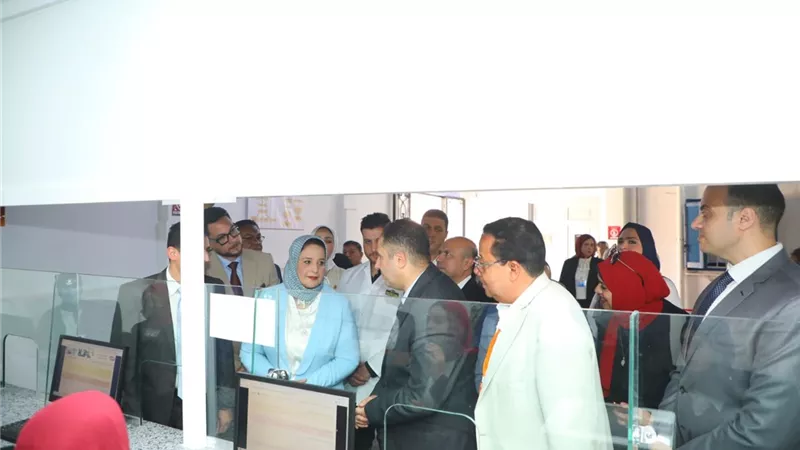 محافظ دمياط يفتتح عيادة التأمين الصحي بكفر سعد وسط فرحة الأهالي والقيادات