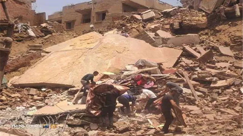 مصدر بديوان محافظة الغربية يكشف تفاصيل انهيار منزلي أبو صير 