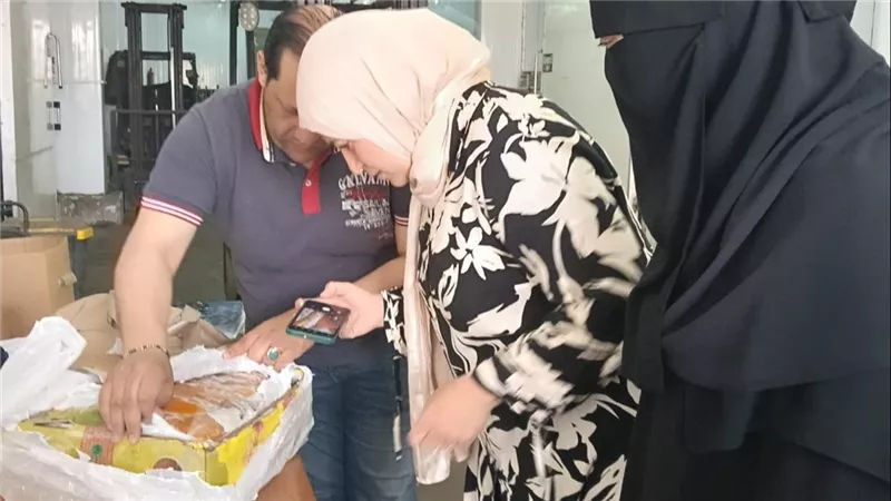  ضبط 4أطنان أغذية فاسدة بالمنطقة الصناعية ببورسعيد قبل بيعها في الأسواق