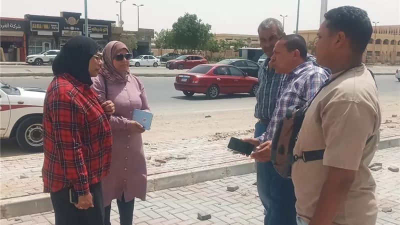 متابعة أعمال التطوير الشامل بمدينة الصباح بحي فيصل لرفع كفاءة الشوارع والمحاور