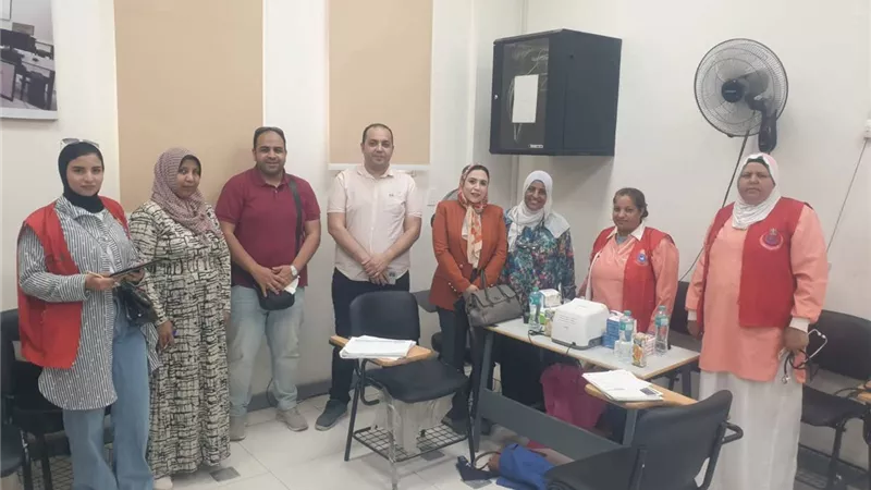 3745 خدمة مجانية قدمتها قافلة لصحة بنى سويف لاهالى منشأة طاهر باهناسيا 