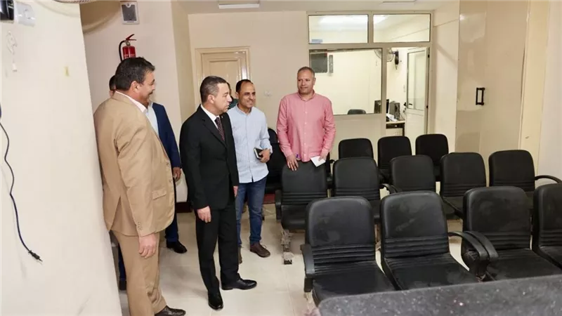  محافظ المنوفية يحيل سكرتير حي شرق و36 من العاملين للتحقيق 