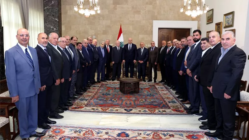 الرئيس اللبناني: تمسكوا بالأرض.. وسأبذل المستحيل لوقف الحرب عن لبنان