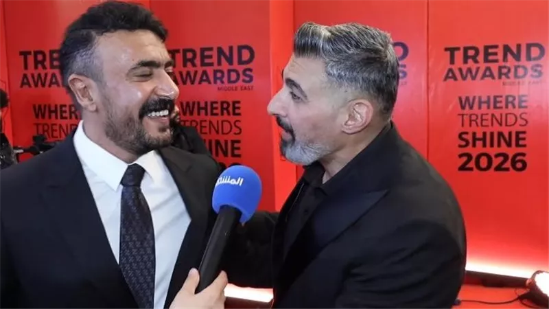 لقطة عفوية تجمع ياسر جلال وأحمد العوضي تشعل مواقع التواصل | فيديو