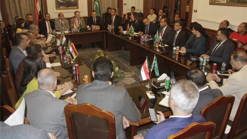  رئيس الوفد: الحوار الوطني يجب أن يكون مستمرًا للتصدي للمؤمرات الإقليمية 