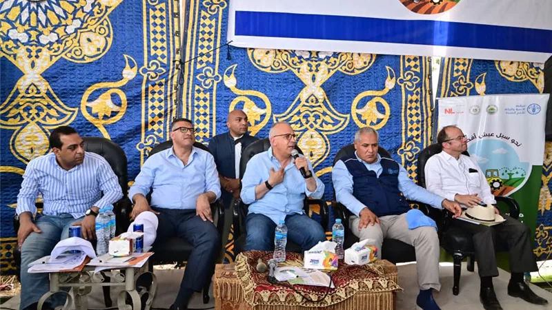 خلال جولته بقنا.. سويلم يوجه باستخدام الطاقة الشمسية في تشغيل طلمبات الرفع