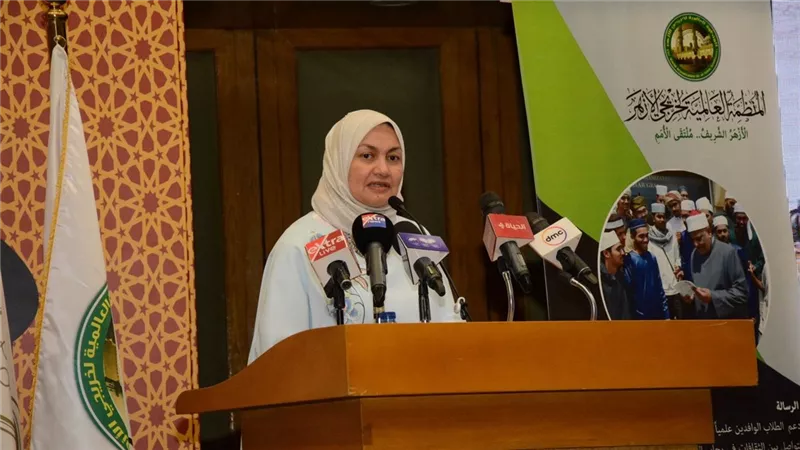 نهلة الصعيدي: المرأة أساس بناء الوعي المجتمعي ومنحة الإمام الطيب تدعم تمكينها