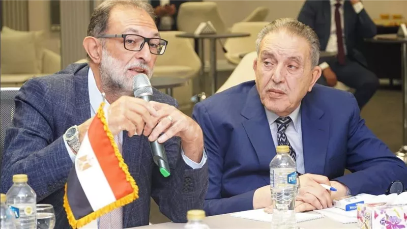 سلامة الغذاء والغرف التجارية تبحثان تطوير الإمداد وزيادة الصادرات المصرية