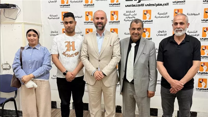 الحزب المصري الديمقراطي يستقبل وفدا من الجبهة الديمقراطية لتحرير فلسطين