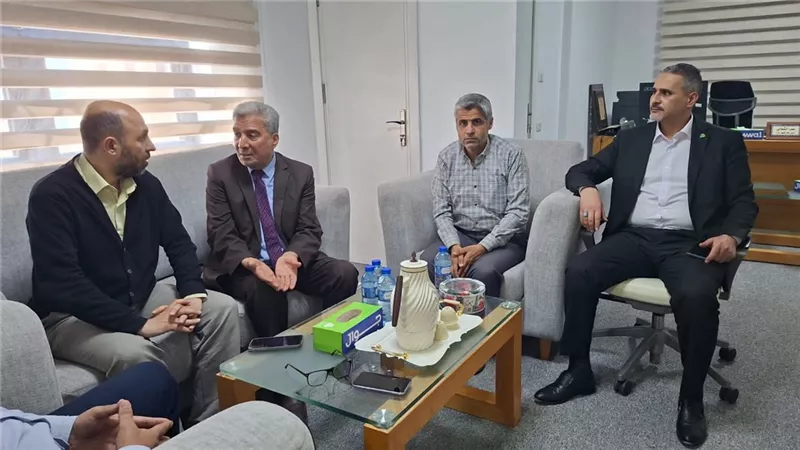 وفد المعاهد الأزهرية في فلسطين يزور شركة الاتصالات الفلسطينية جوال