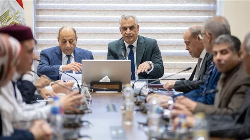 جمبلاط: أكثر من 260 خط إنتاجي بأحدث التكنولوجيات التصنيعية داخل الإنتاج الحربي