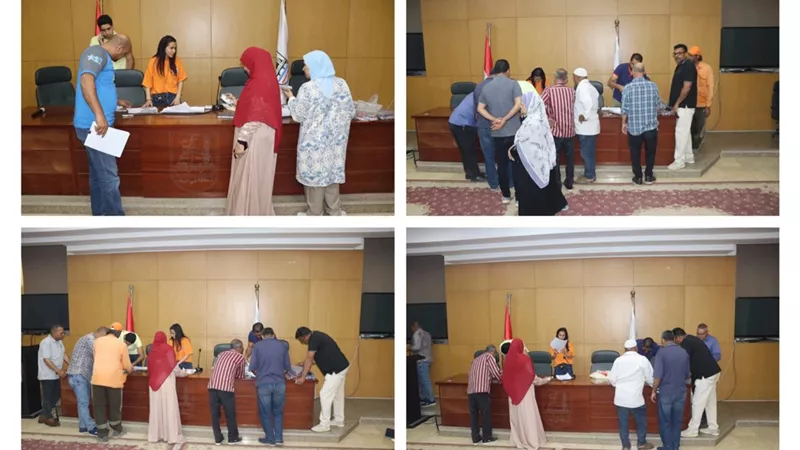 بنى سويف |تسليم نظارات طبية للمستفيدين من قافلة القبطية الإنجيلية 