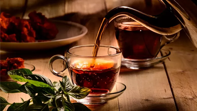 هل شرب الشاي يوميا مضر؟.. خبيرة تغذية تكشف الكمية الآمنة
