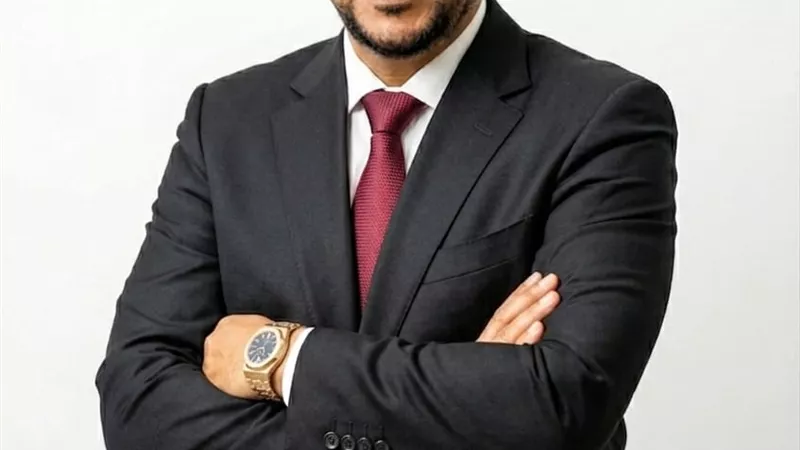 النائب أحمد حافظ يتقدم بمقترح لتطوير مدينة السلام 1 و2 لمحافظة السويس 