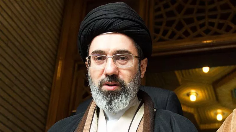 مسؤول إيراني: مجتبى خامنئي بصحة جيدة لكنه لا يتواصل مع أحد لظروف أمنية