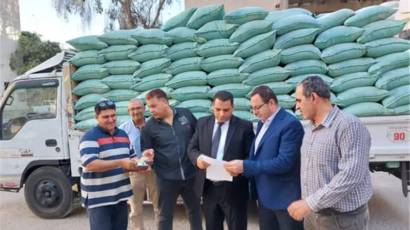 محافظة الجيزة تضبط 11 طن دقيق بلدي مدعم بالوراق قبل تهريبها للسوق السوداء