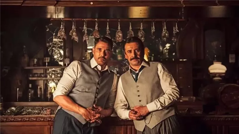 أحمد عز وكريم عبد العزيز يكشفان عن إصابة كل منهما خلال تصوير 