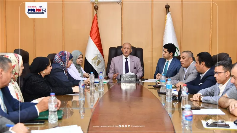 السكرتير العام للفيوم يترأس اجتماع لجنة حصر المنشآت والكيانات غير المرخصة ​