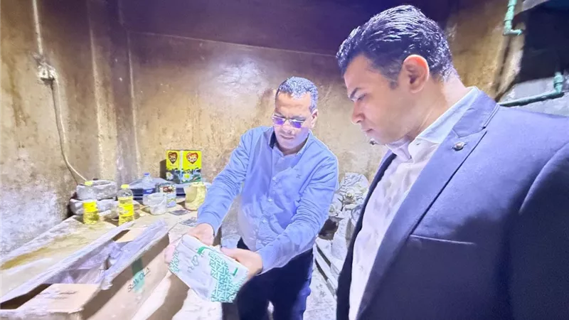 محافظ السويس يوجه بتكثيف الحملات الرقابية.. وضبط لحوم ودواجن فاسدة