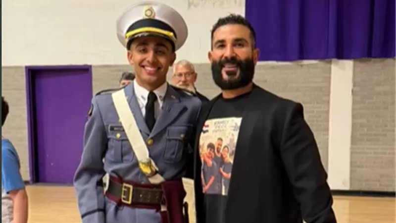 أحمد سعد يحتفل بتخرج نجله: 