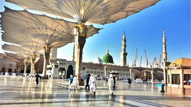 طيبة الطيبة.. سر الأسماء الـ 90 للمدينة المنورة عبر التاريخ