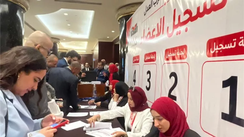 بالتزكية ولولاية ثانية.. عبد المنعم إمام يواصل قيادة حزب العدل