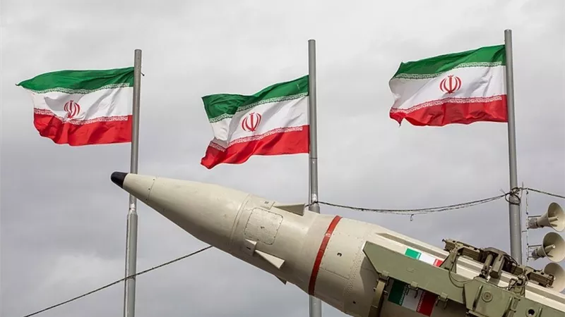 كيف وصلت إيران إلى “العتبة النووية” عبر 3 إدارات أمريكية متعاقبة؟