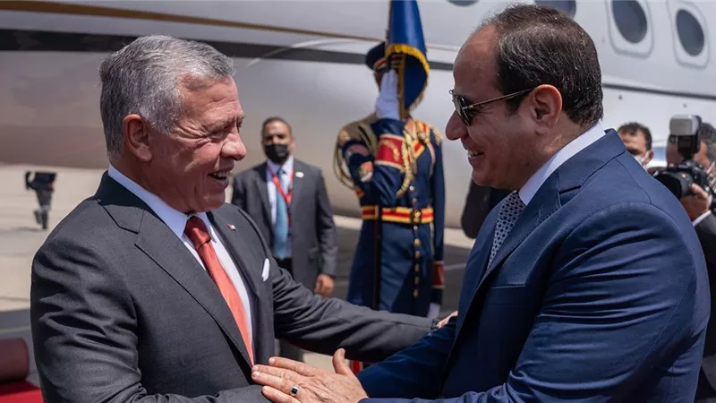  السيسي يبعث رسالة تهنئة لملك الأردن بمناسبة الاحتفال بذكرى يوم الاستقلال