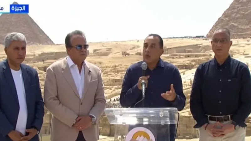 مؤتمر صحفي لرئيس الوزراء خلال جولته لافتتاح وتفقد عدد من المشروعات بالجيزة