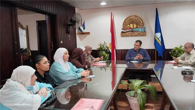 وكيل وزارة التعليم بدمياط يطمئن الطلاب ويؤكد انضباط أعمال الامتحانات