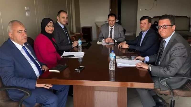 اجتماع موسع بمحافظة دمياط لمناقشة ملفات العمل ومعدلات الإنجاز