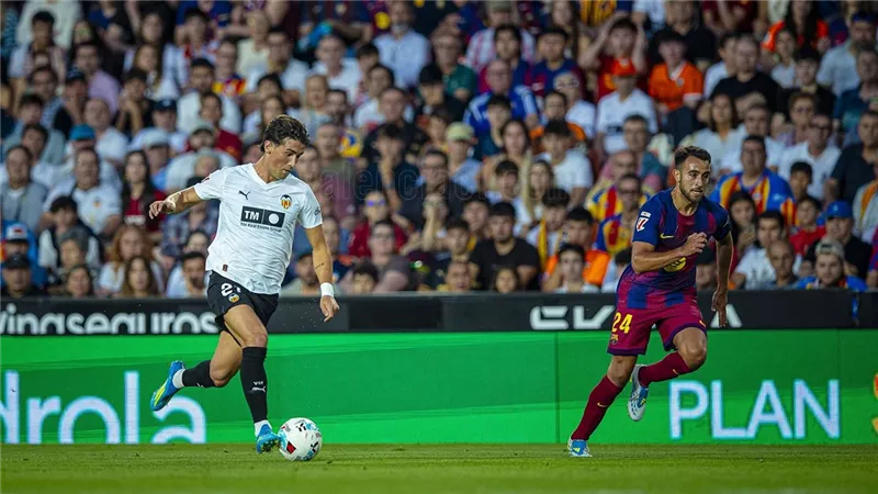 نتيجة وأهداف مباراة برشلونة وفالنسيا الشوط الثاني (1-3) بالدوري الإسباني