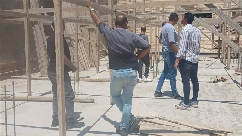 حملة تفتيش مكبرة لمراجعة تراخيص المباني بمدينة الكبانون بحي عتاقة بالسويس 